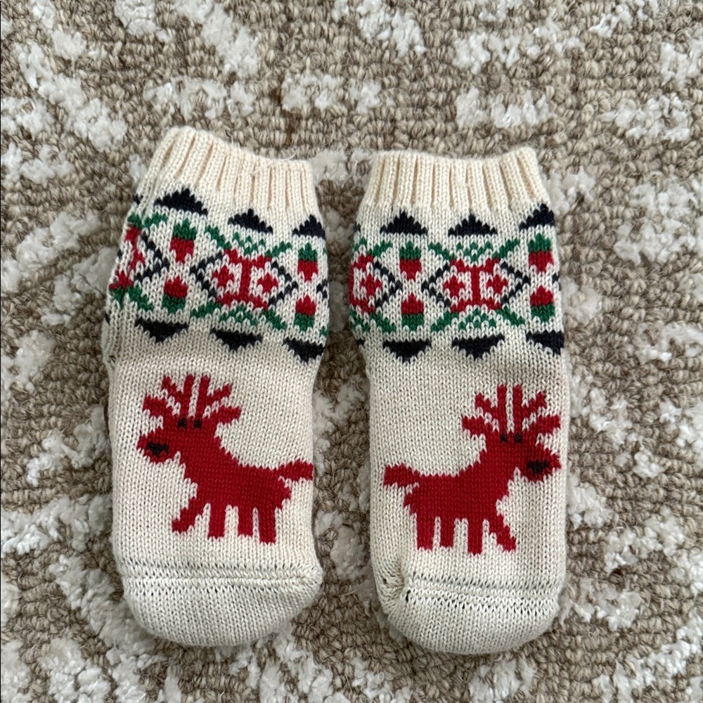 Hanna Andersson Cream and Red Knit Slipper Socks